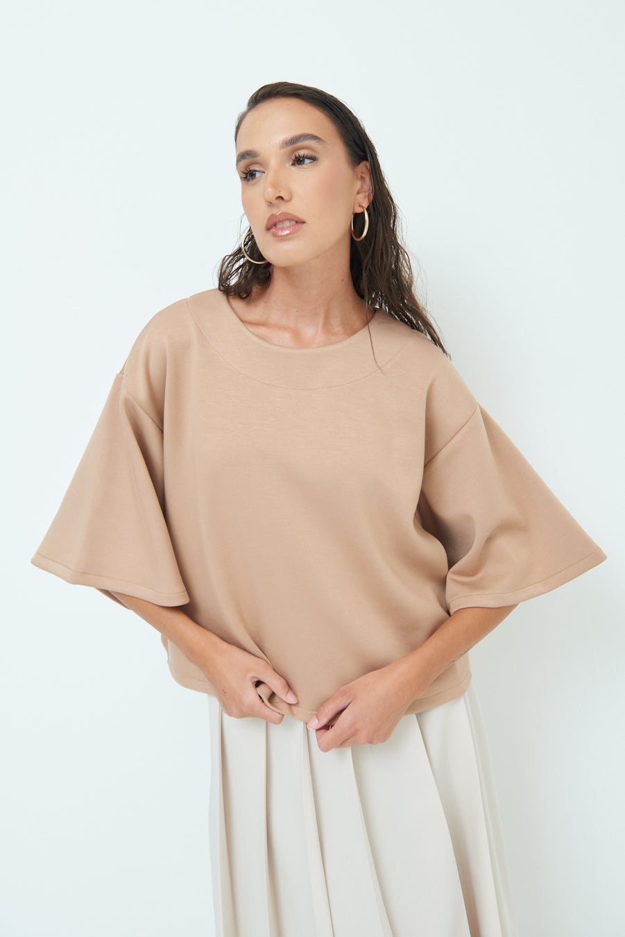 Elegant oversized top with wide sleeves wholesale
