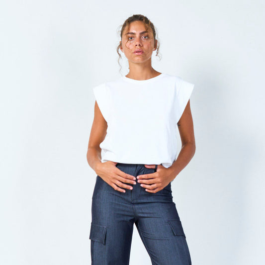 Sleeveless crew-neck muscle top wholesale