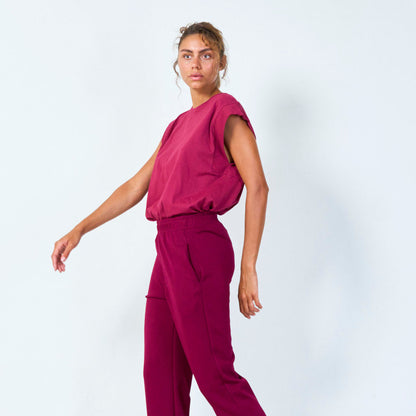 Sleeveless crew-neck muscle top wholesale