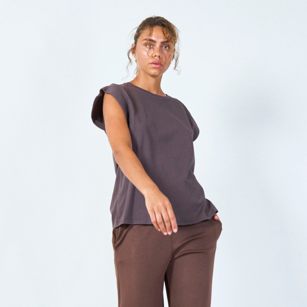 Sleeveless crew-neck muscle top wholesale