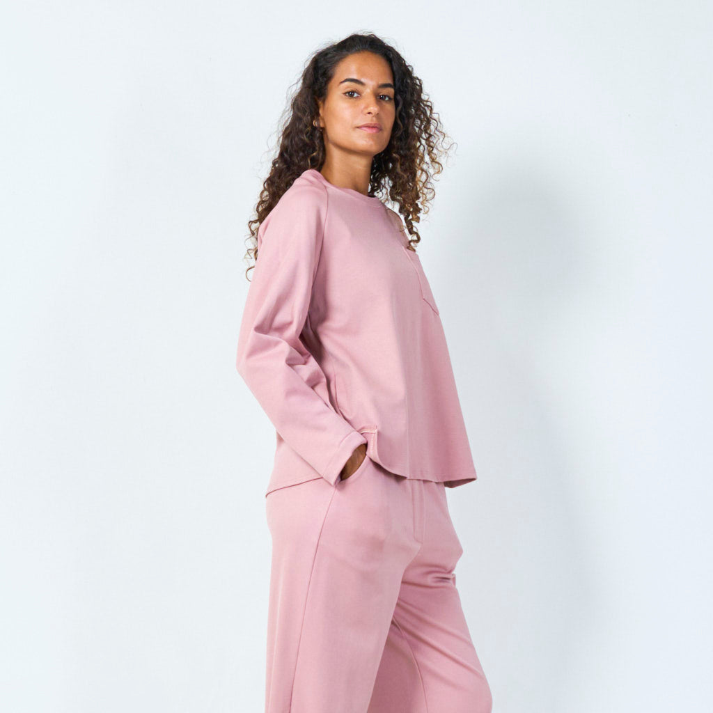 Long-sleeve basic pocket tee wholesale