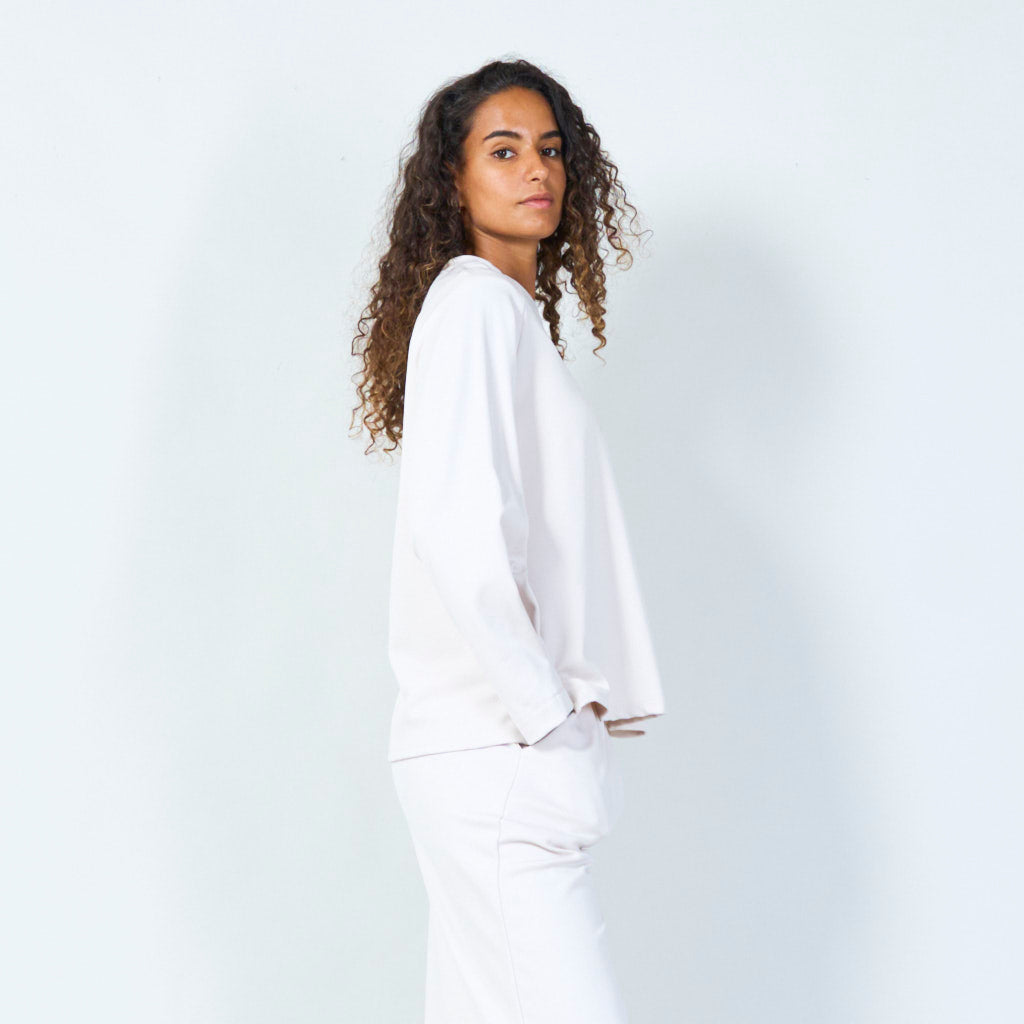 Long-sleeve basic pocket tee wholesale